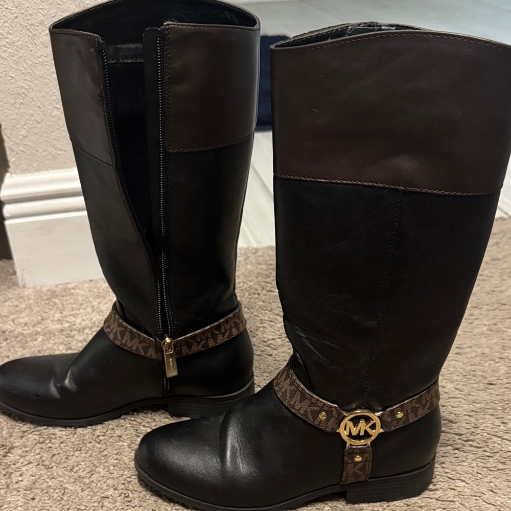 Michael Kors Black and Brown Boots with Gold Accent - Girls Size 3